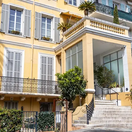 Plein Centre Et Ensoleille Avec Parking Securise Apartment Cannes